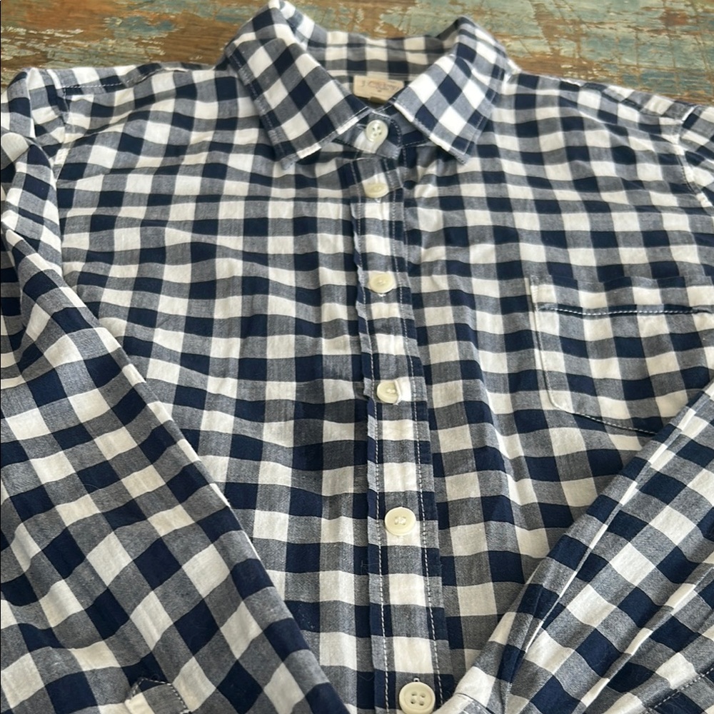 J. Crew Women’s Lightweight Blue & White Checkered Button down Shirt Size M - Picture 5 of 6